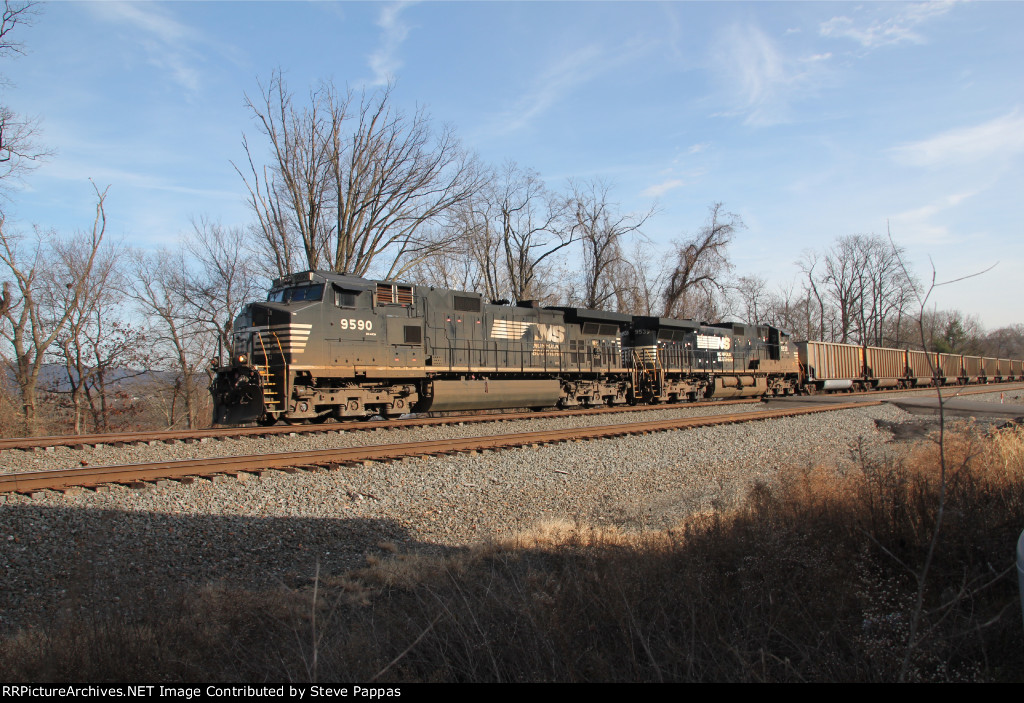 NS 9590 leads a coal train at MP 116